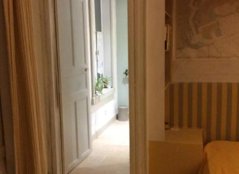 Suite Haveudsigt, Grand Argence