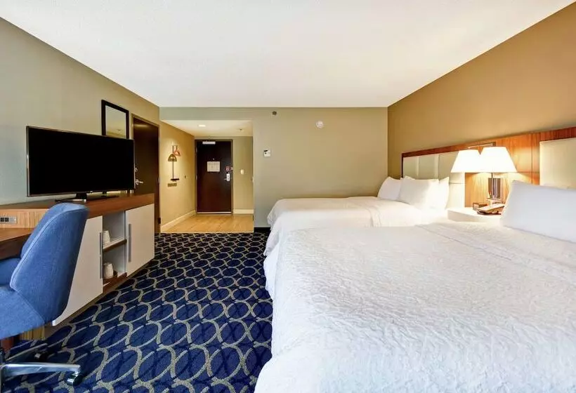 ２ダブルベッドのスタンダードルーム, Hampton Inn Auburn