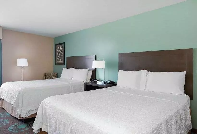 اتاق استاندارد, Spark By Hilton Bakersfield Central