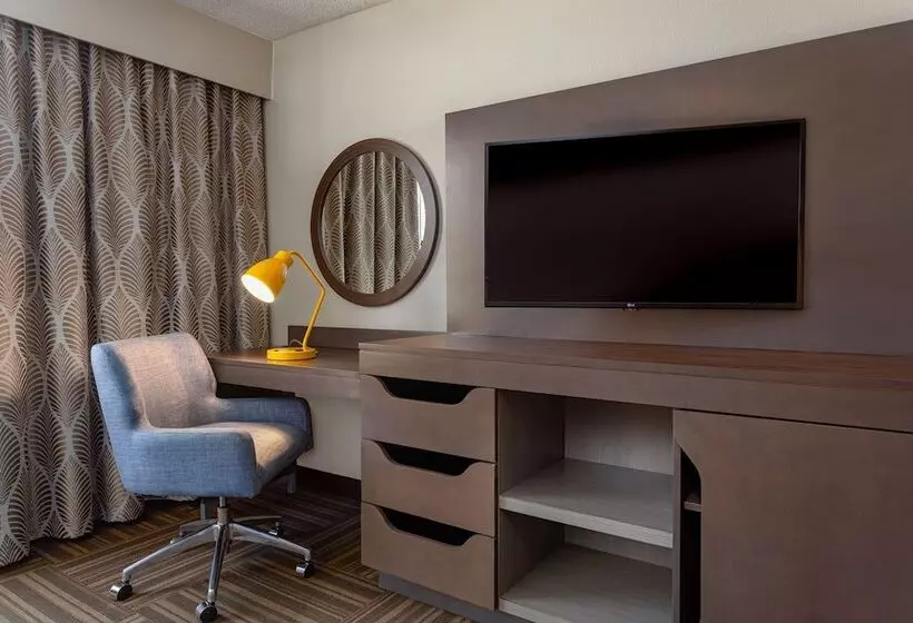 ２ダブルベッドのスタンダードルーム, Hampton Inn Bristol