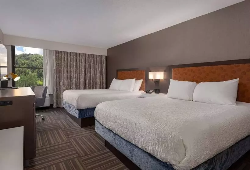 ２ダブルベッドのスタンダードルーム, Hampton Inn Bristol