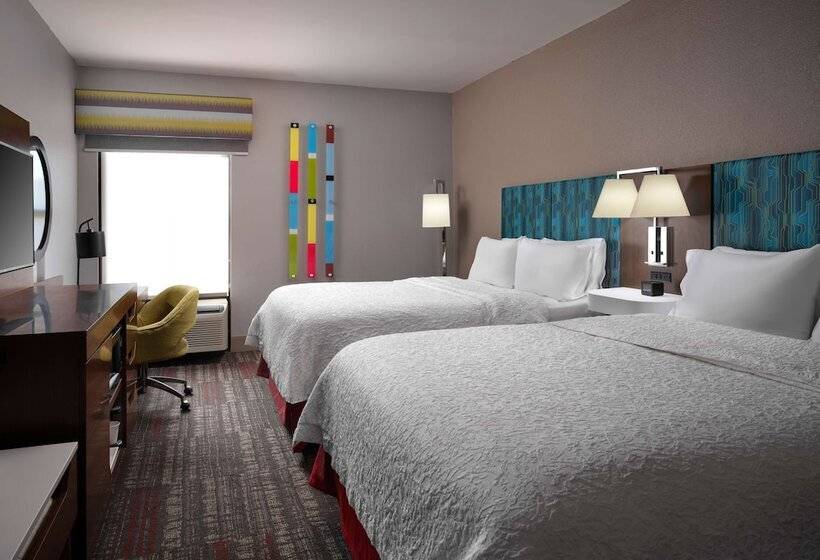 غرفه قياسيه سريرين مزدوجين, Hampton Inn Jackson/clinton