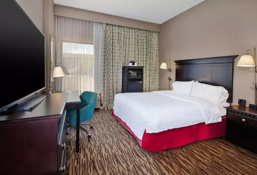 Standard-invahuone, Hampton Inn & Suites Clevelandairport/middleburg Heights