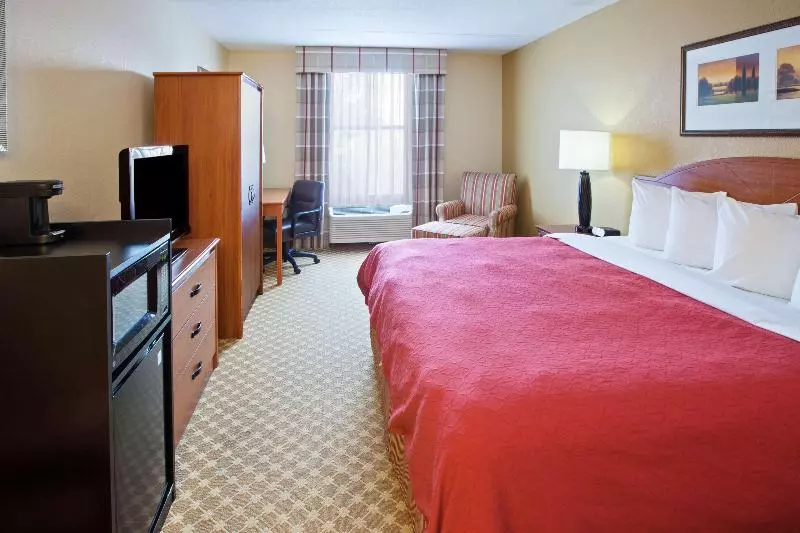 سوئیت با تخت بزرگ, Quality Inn & Suites