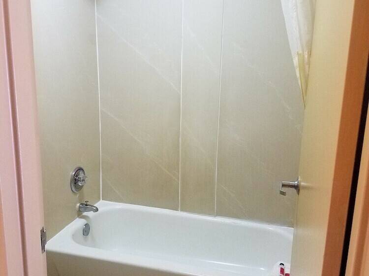 غرفه قياسيه سريرين مزدوجين, Sweet Dream Inn  University Park