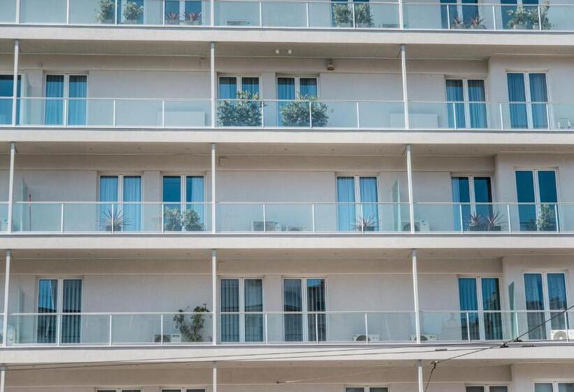 Апартаменты 2 Спальни, Pinacota Suites Athens