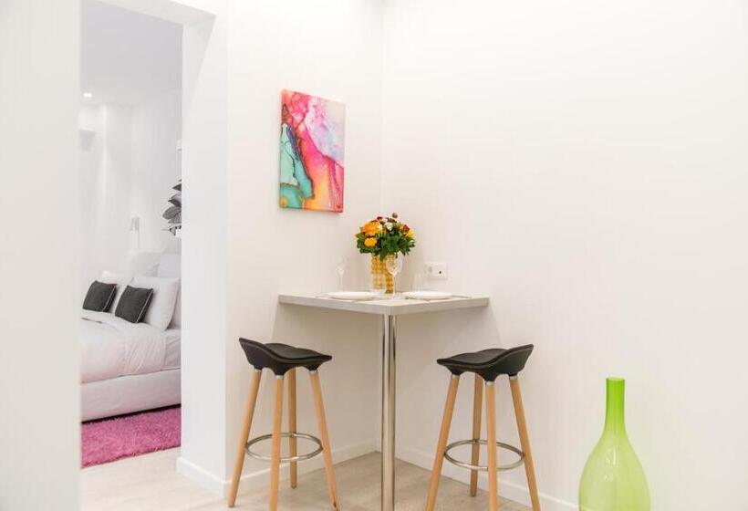 Apartamento 1 Quarto Rés-do-chão, Pinacota Suites Athens