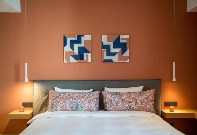 Апартаменты 3 Спальни, Pinacota Suites Athens