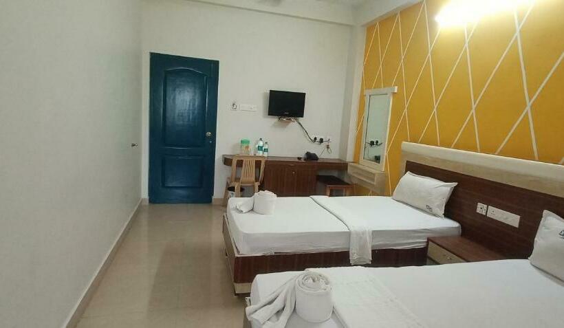 スタンダードトリプルルーム, R. Ve. R Residency