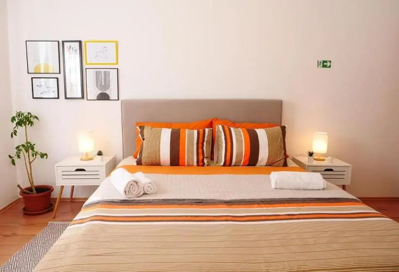 Standard-huone Parveke, Apartment And Rooms Vilma