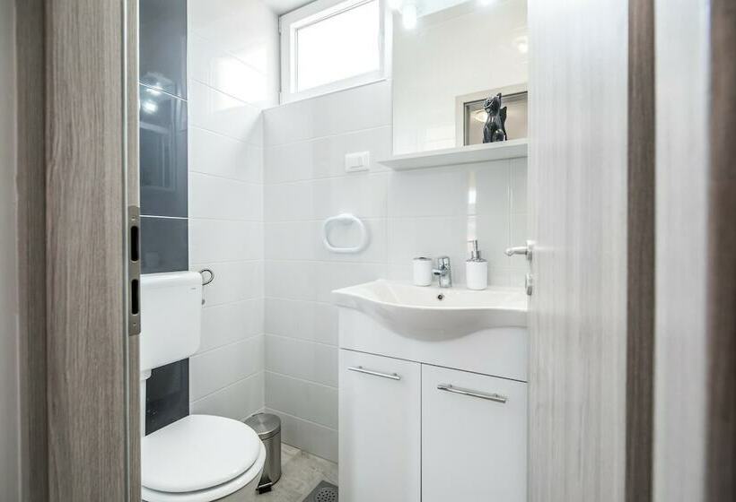 اتاق استاندارد با بالکن, Apartments Sunshine Home
