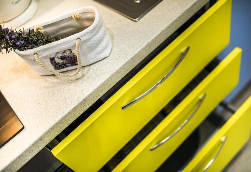 استودیوی استاندارد, Apartments Sunshine Home