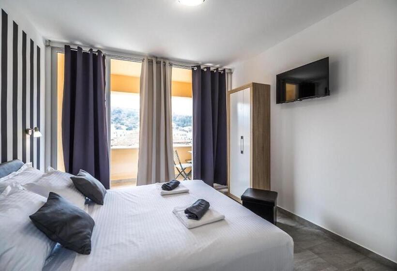 غرفة قياسية مزوَّدة بشُرفة, Apartments Sunshine Home