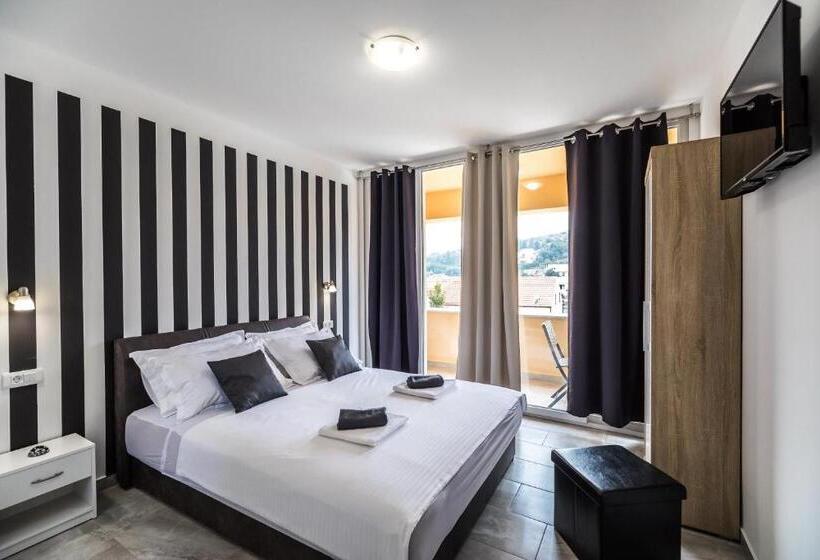 اتاق استاندارد با بالکن, Apartments Sunshine Home
