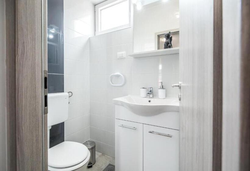اتاق استاندارد با بالکن, Apartments Sunshine Home