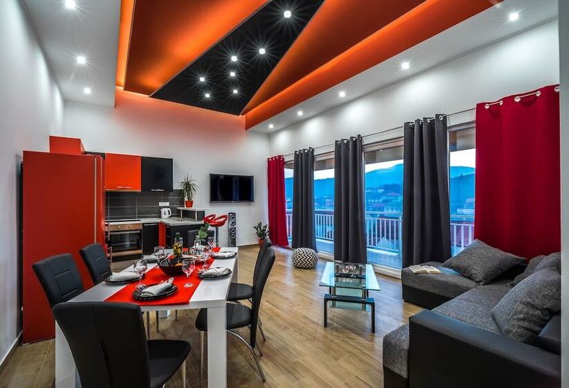 شقة غرفتين مطلة على البحر, Apartments Sunshine Home