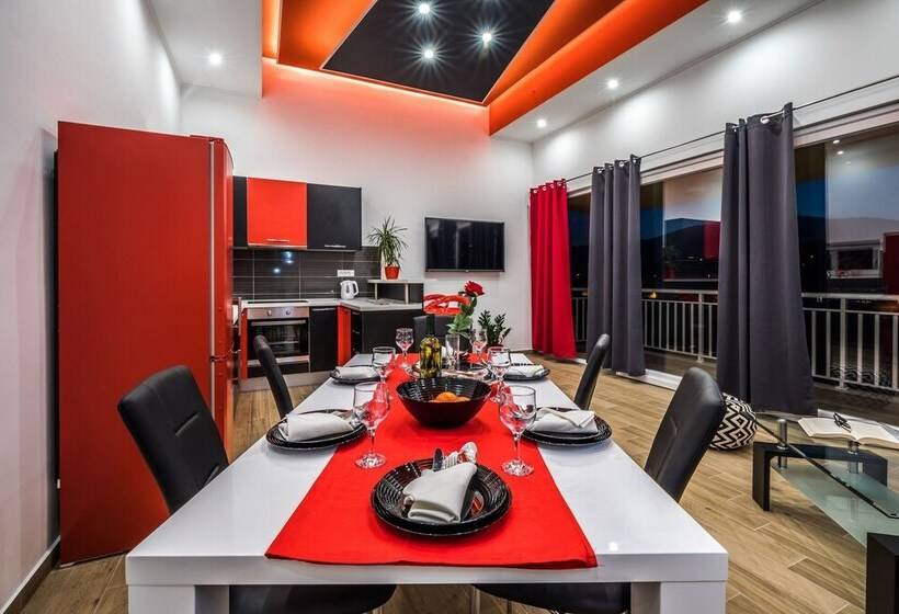 شقة غرفتين مطلة على البحر, Apartments Sunshine Home