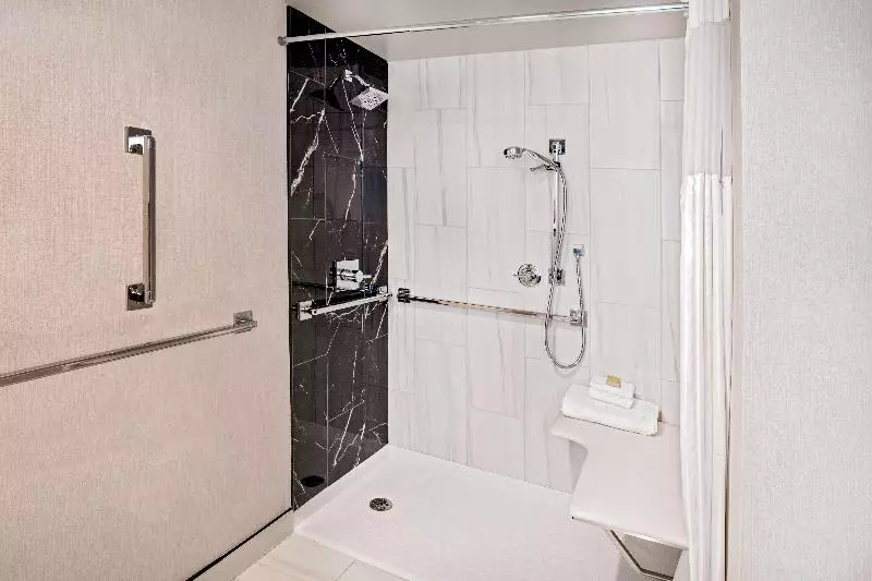 キングサイズベッドのスタンダードルーム, Doubletree By Hilton Washington Dc North/gaithersburg