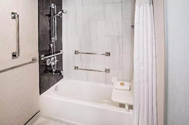 キングサイズベッドのスタンダードルーム, Doubletree By Hilton Washington Dc North/gaithersburg