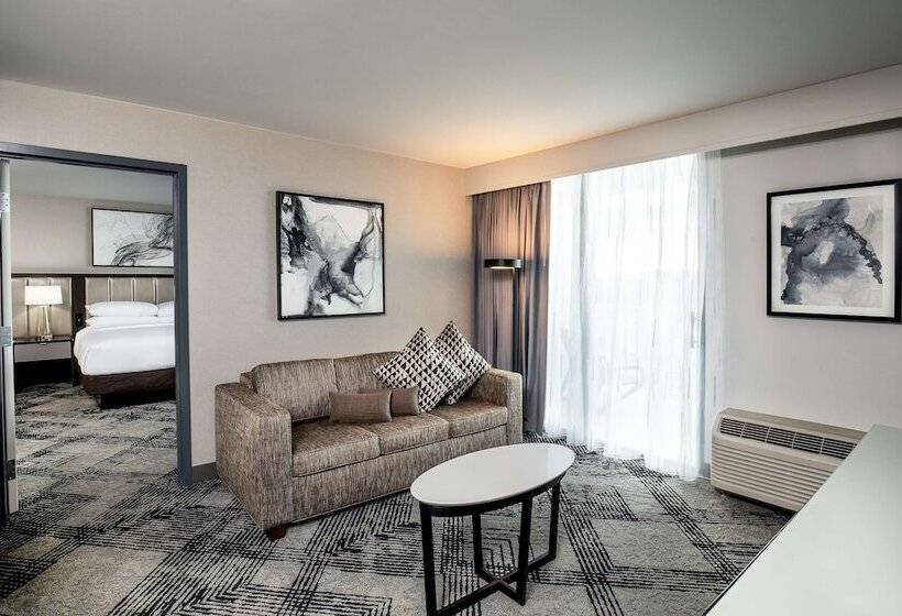 جناح مزوَّد بشرفة, Doubletree By Hilton Washington Dc North/gaithersburg