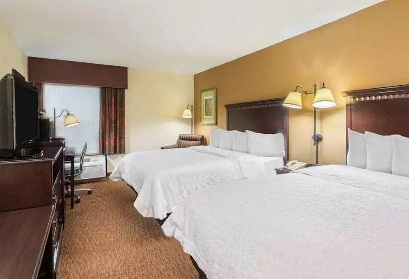 スタンダードルーム, Hampton Inn Charlotteuniversity Place