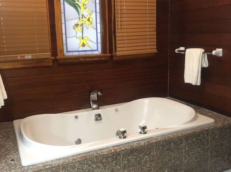 غرفة قياسية سرير كينج, Heron House   Adult Only