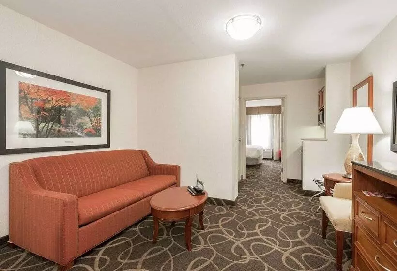 سوئیت با تخت بزرگ, Hilton Garden Inn Portland Airport