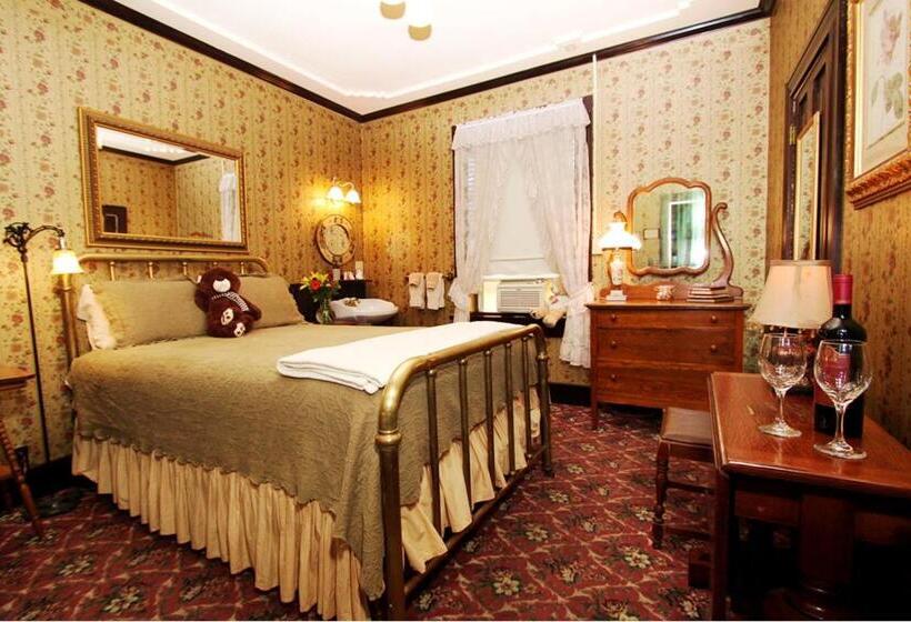 豪华房间, The National