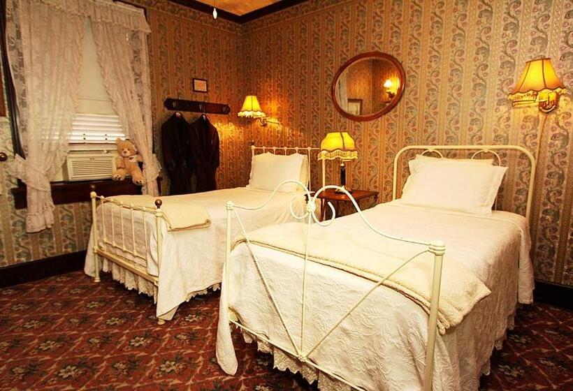 标准间, The National