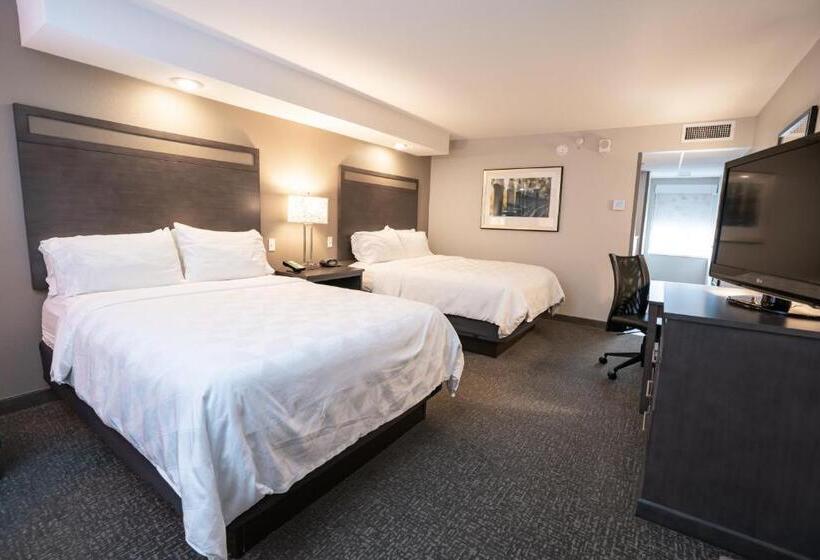 适合残疾人使用的标准间, Holiday Inn Kearney, An Ihg