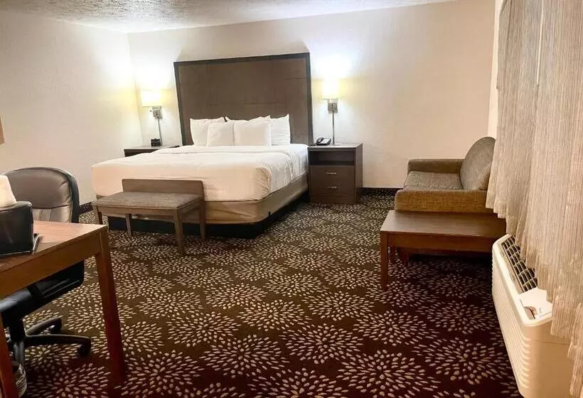 キングサイズベッドのスイートルーム, Clarion Pointe Wenatchee