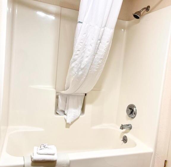 Люкс Кровать Кинг, Clarion Pointe Wenatchee