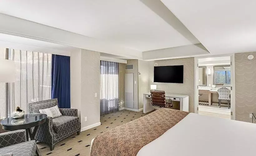 سوئیت با تخت بزرگ, Harveys Lake Tahoe Resort & Casino