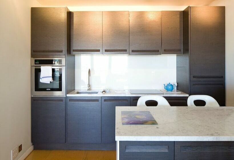 شقة دور أخير غرفتين نوم, Stay In The Heart Of.. Brighton