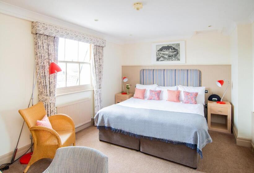 수피리어 룸, Crown