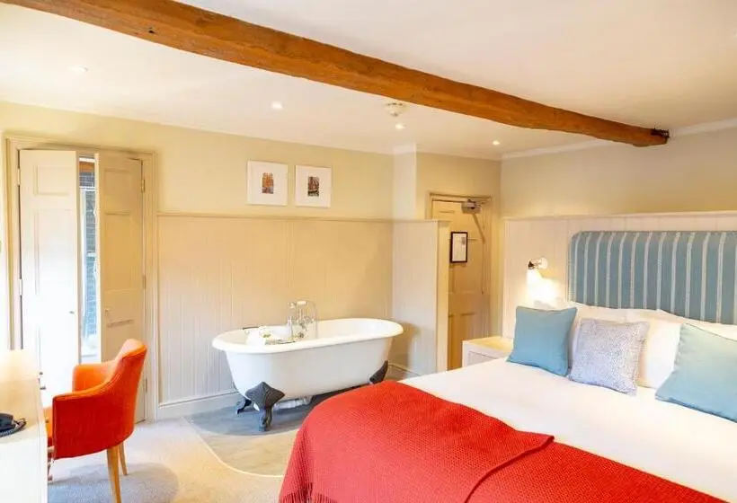 Suite, Crown