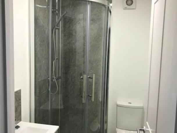 غرفة أساسية, Botley Town House