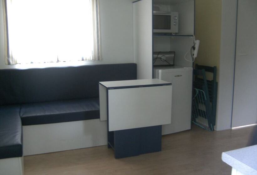 3间卧室的房子, Camping Des Lancieres