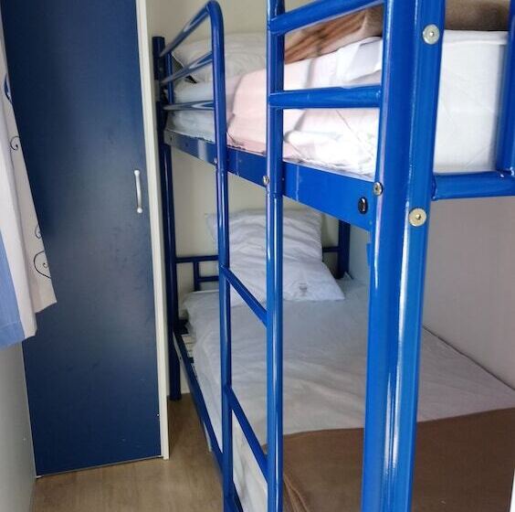 3间卧室的房子, Camping Des Lancieres