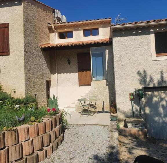 标准间带山景, La Maison De Lalouette