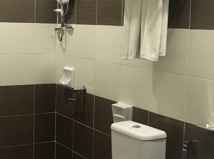 デラックスルーム, Adya Hotel Chenang