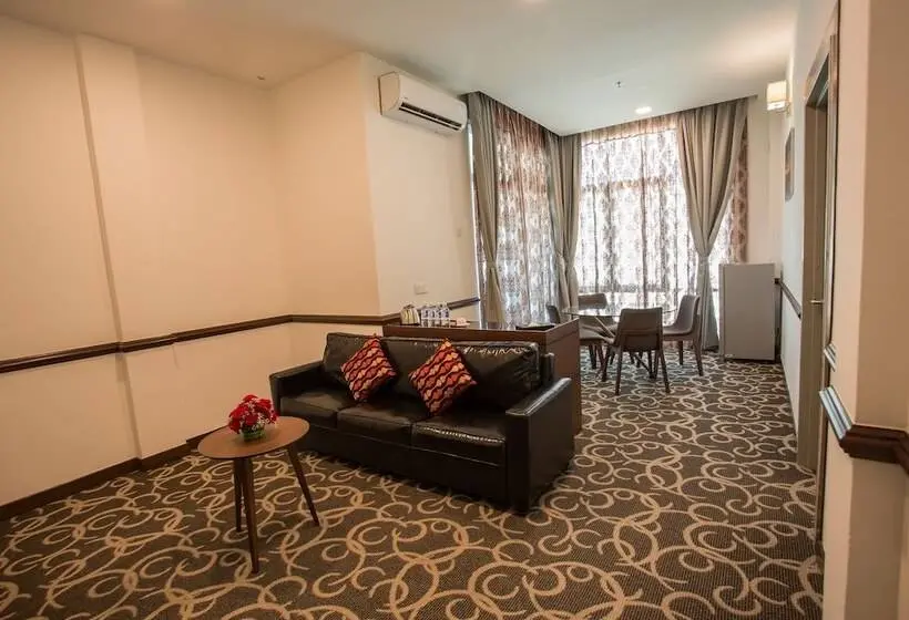 سوییت, Adya Hotel Chenang