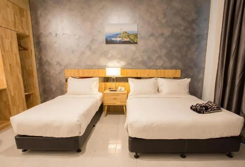 اتاق لوکس خانوادگی, Adya Hotel Chenang