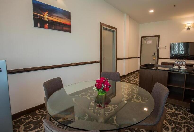 سوییت, Adya Hotel Chenang