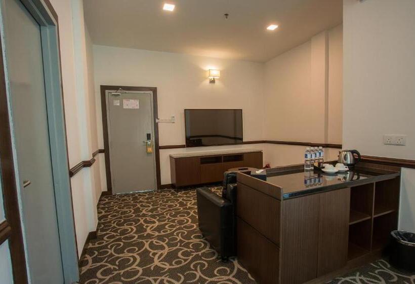 スイート, Adya Hotel Chenang