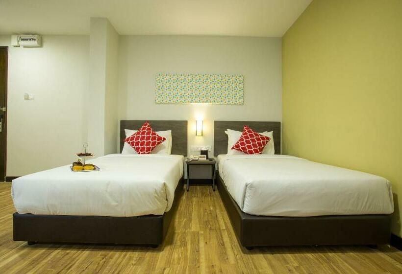 חדר משפחתי, Humaira