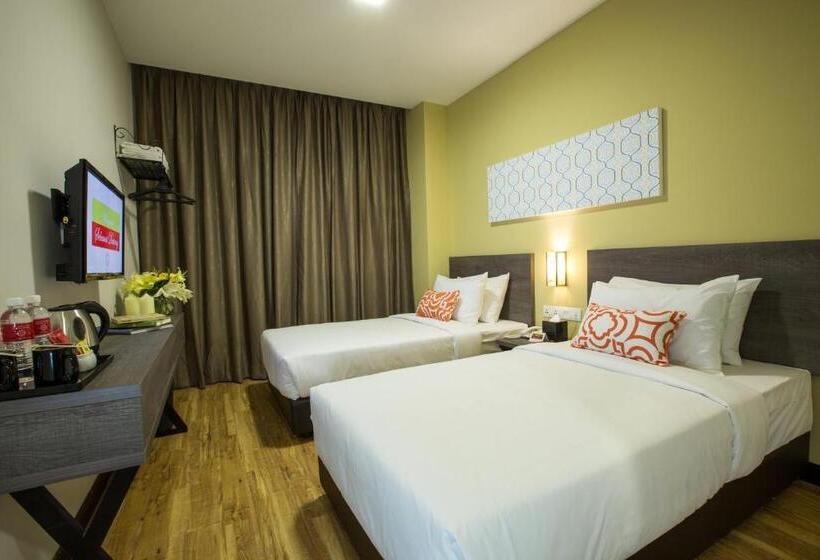 חדר דלוקס, Humaira