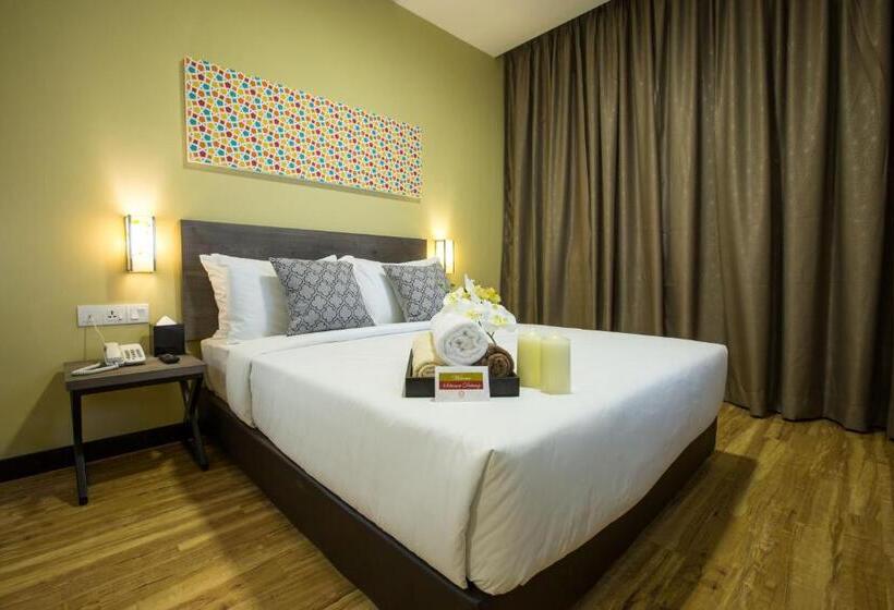 חדר דלוקס, Humaira