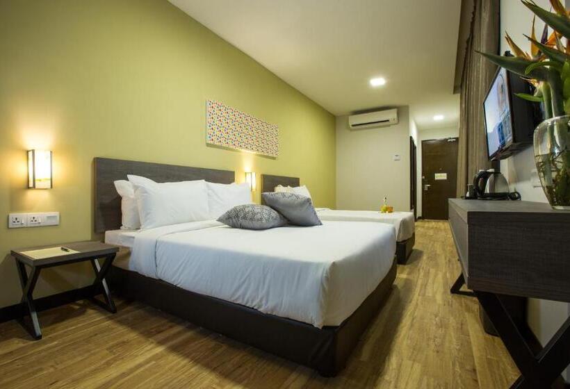 חדר משפחתי, Humaira