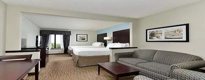 سوئیت با چشم‌انداز, Holiday Inn Express Hotel & Suites Tampa Rocky Point Island, An Ihg